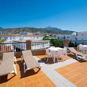 https://apartamentos-manuel-martin.hotelsinnerja.org